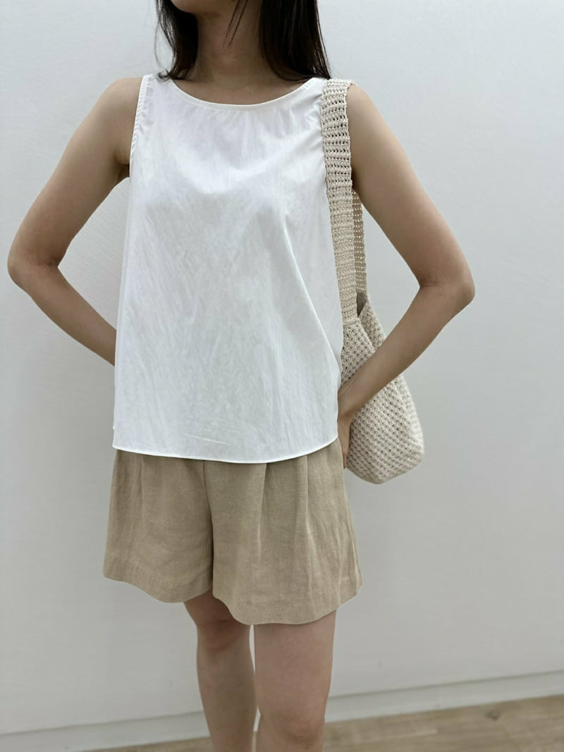 Most - Korean Women Fashion - #shopsmall - Heyna Sleeveless Blouse - 6
