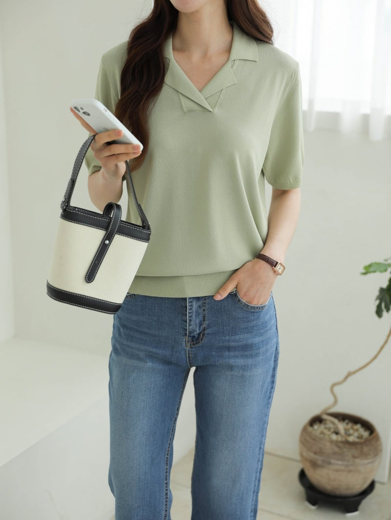 Mu - Korean Women Fashion - #momslook - Shot Short Sleeve Collar Cool Knit - 4