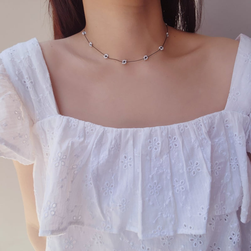 Newerly - Korean Women Fashion - #momslook - Miyuki Beads Flower Necklace - 2