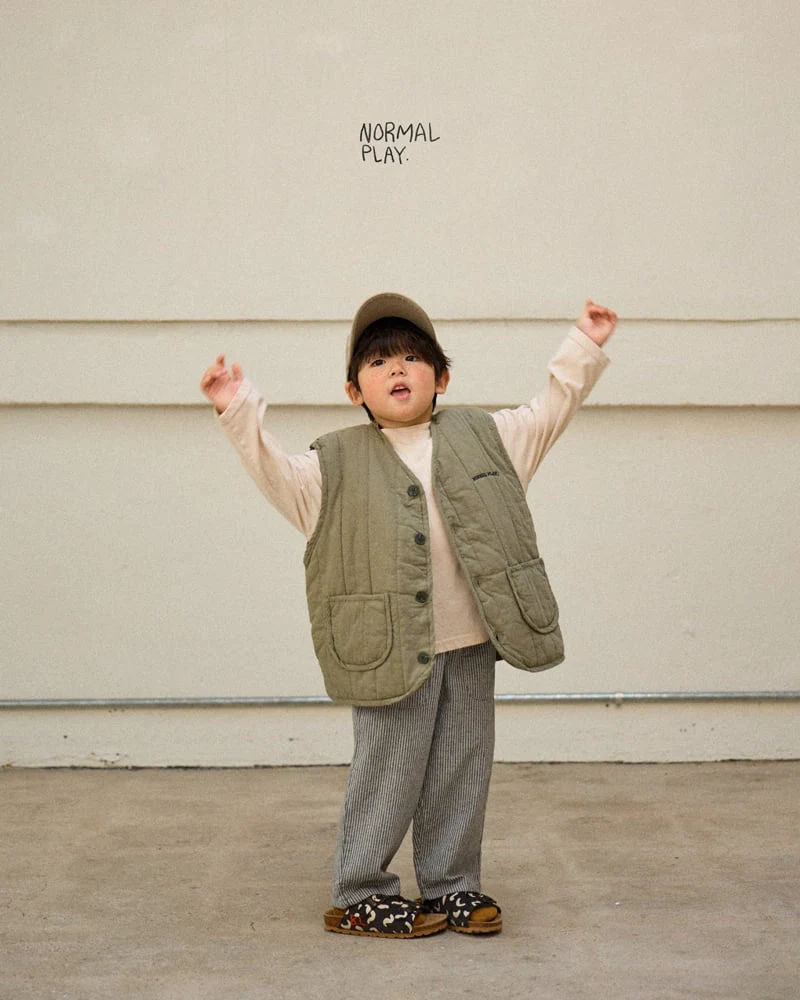 Normalplay - Korean Children Fashion - #magicofchildhood - Fluffy Quilted Vest - 9