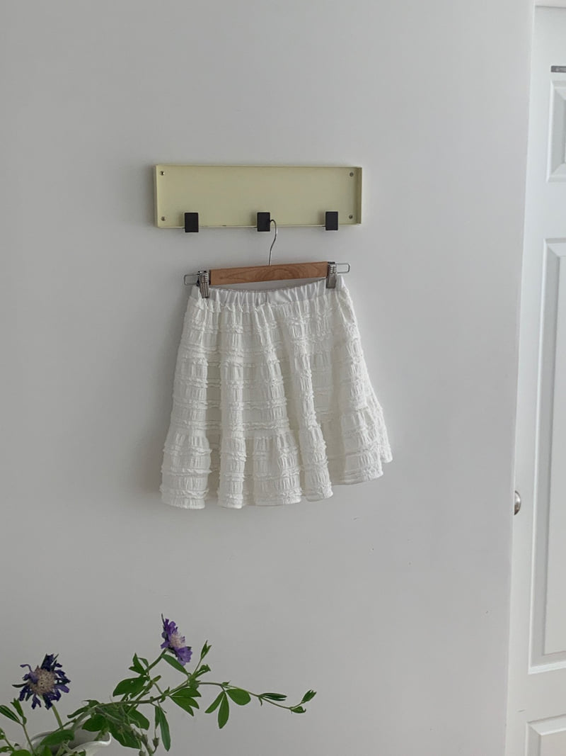 Osense - Korean Women Fashion - #vintageinspired - Joy Tiered Skirt Shorts - 3