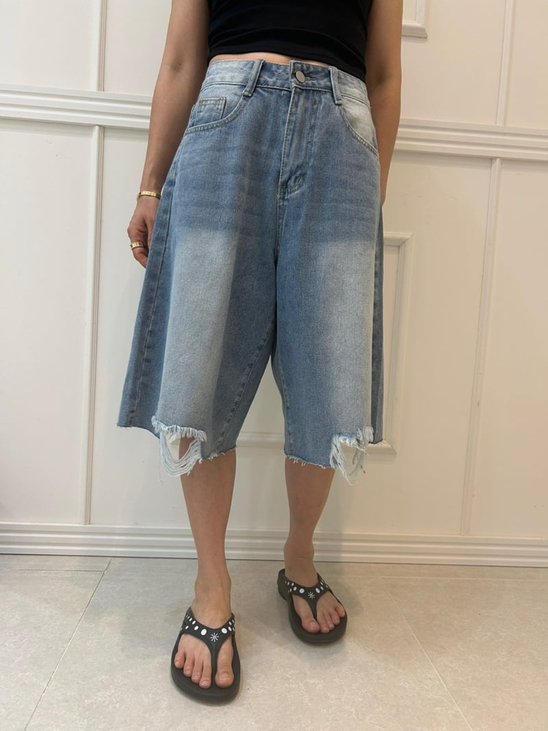 Pearls room - Korean Women Fashion - #momslook - Bermuda Denim Pants