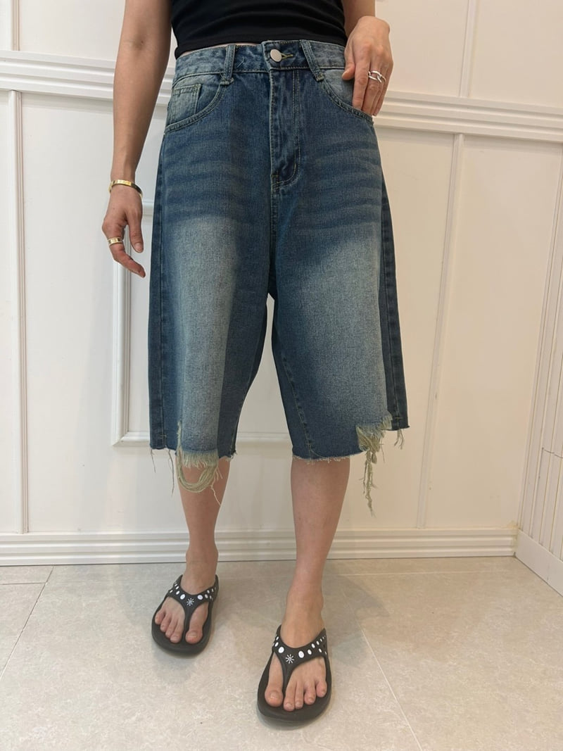 Pearls room - Korean Women Fashion - #momslook - Bermuda Denim Pants - 11