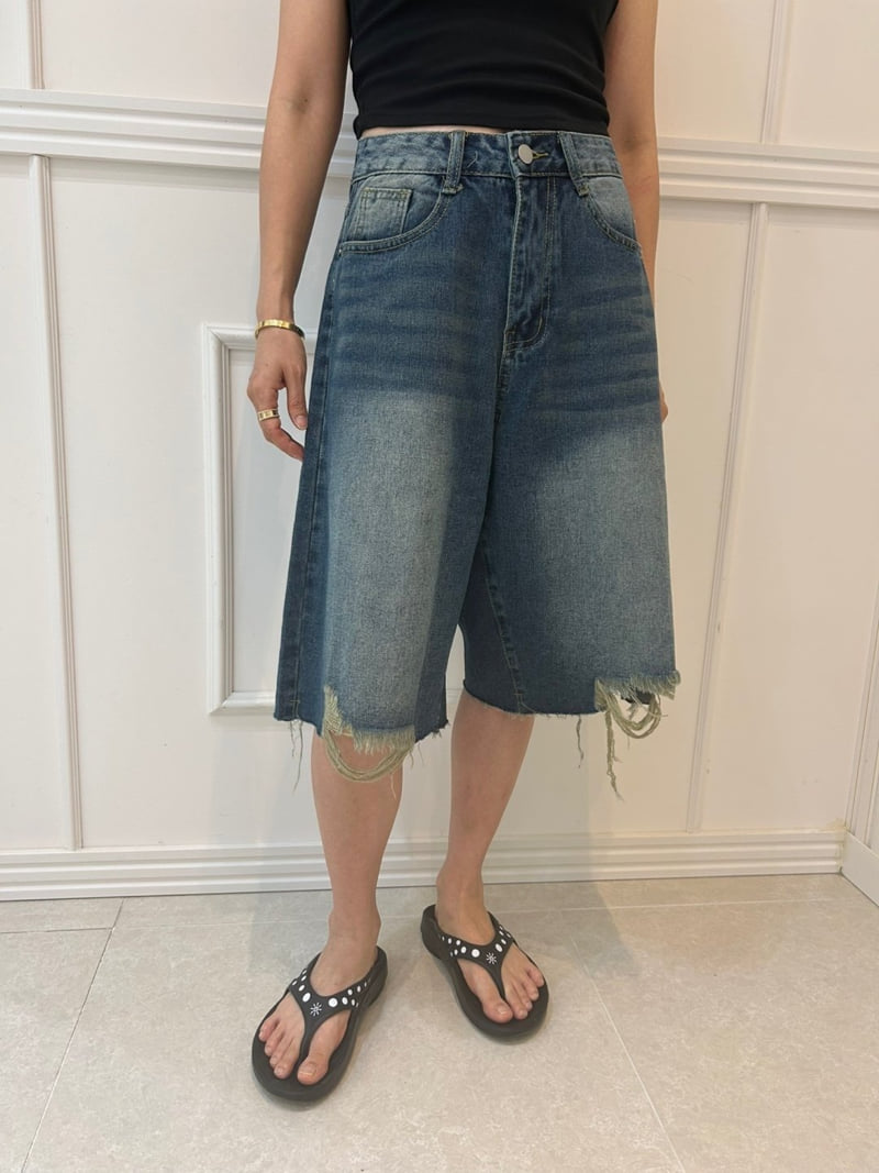 Pearls room - Korean Women Fashion - #womensfashion - Bermuda Denim Pants - 10