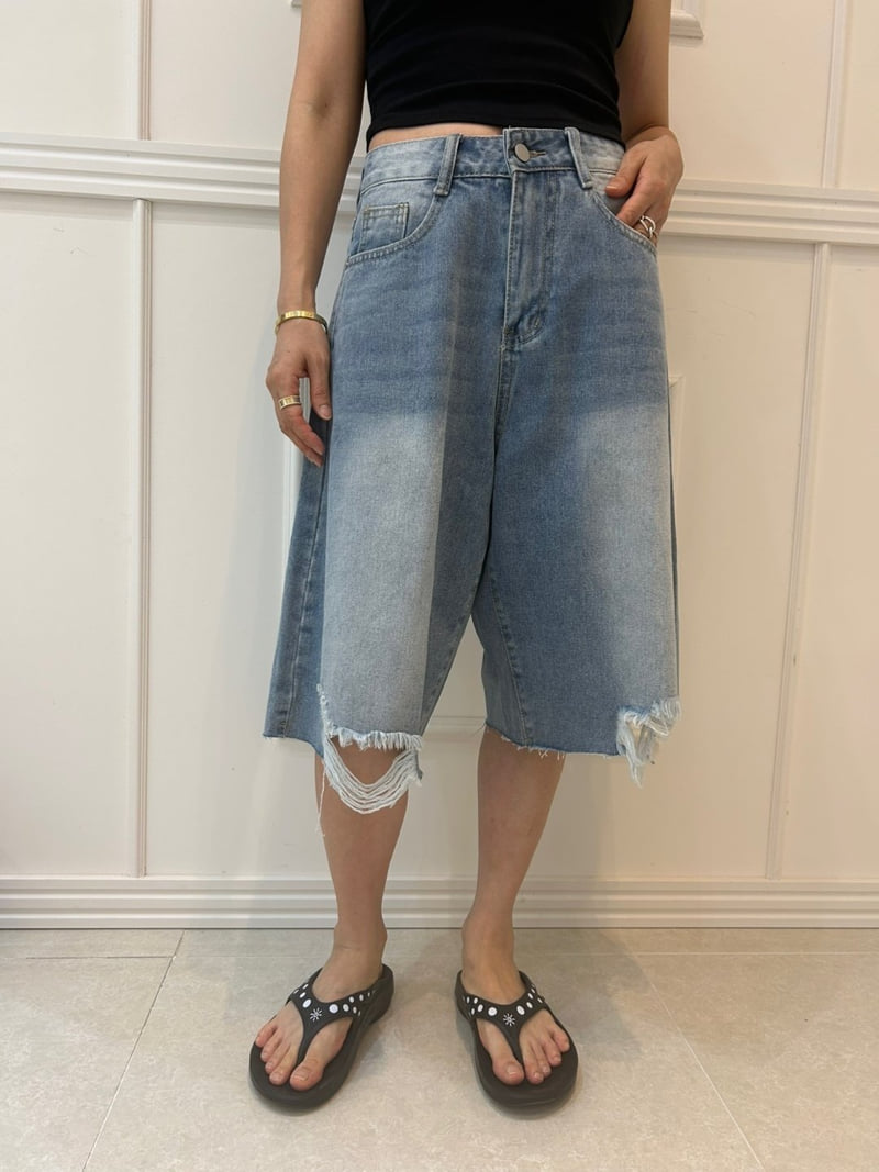 Pearls room - Korean Women Fashion - #womensfashion - Bermuda Denim Pants - 2
