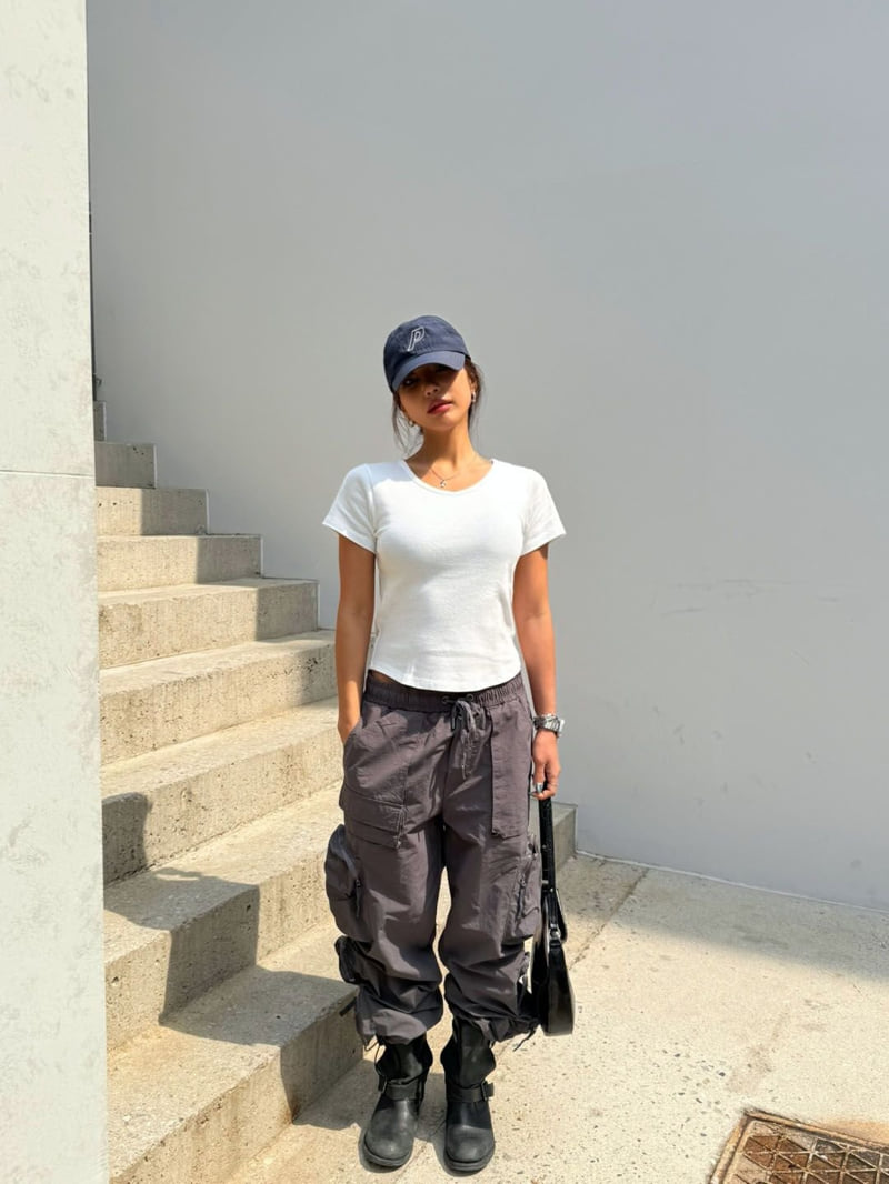 Queensmade - Korean Women Fashion - #momslook - Deep Slim V-neck Tee - 6
