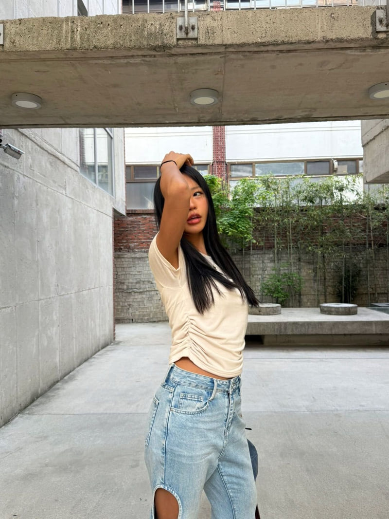 Queensmade - Korean Women Fashion - #momslook - Fold Shirring Tee - 5