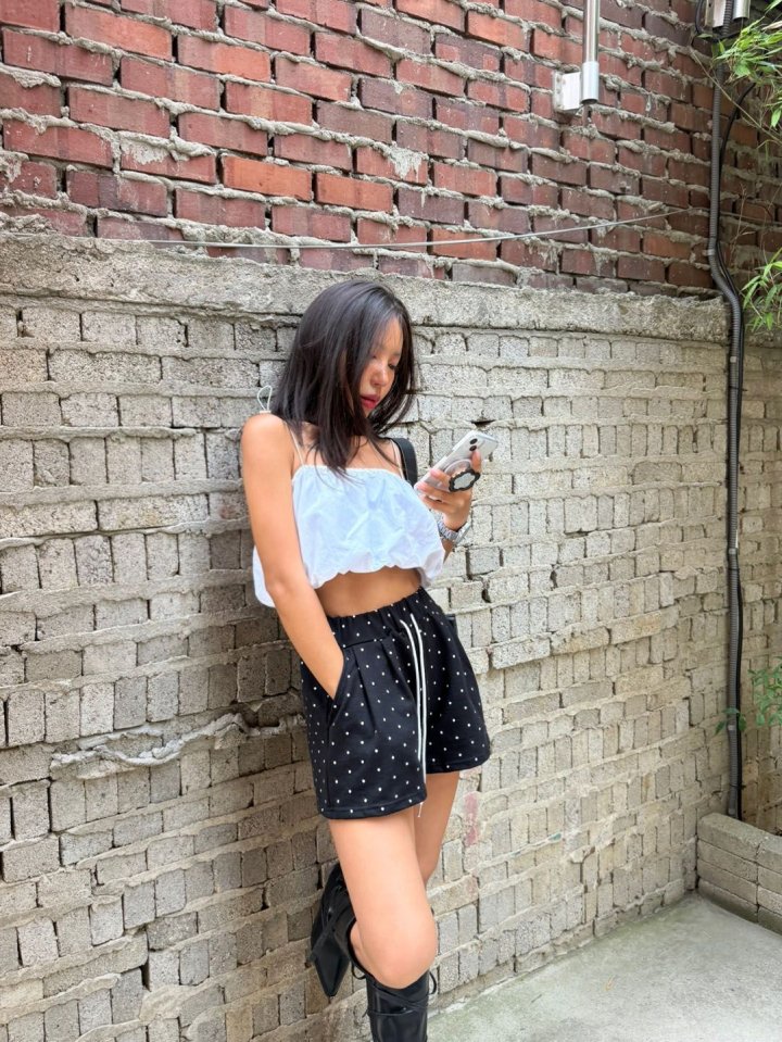 Queensmade - Korean Women Fashion - #vintagekidsstyle - Dot Pintuck Shorts - 4