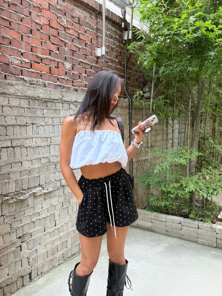 Queensmade - Korean Women Fashion - #vintagekidsstyle - Dot Pintuck Shorts - 3