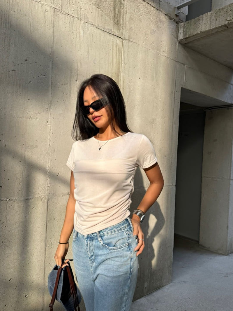 Queensmade - Korean Women Fashion - #womensfashion - Fold Shirring Tee - 2