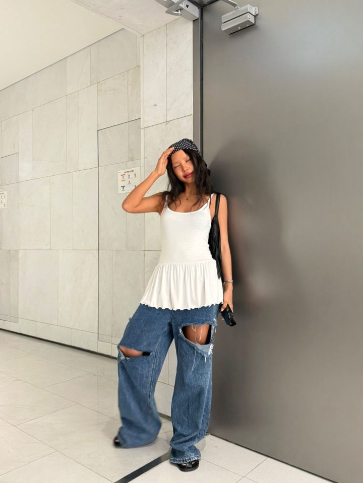 Queensmade - Korean Women Fashion - #momslook - Frill Span Sleeveless - 4