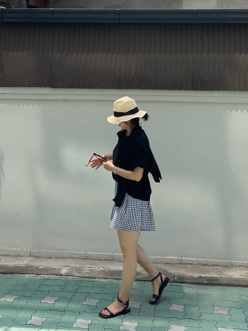 The Fine.b - Korean Women Fashion - #momslook - Gingham Half Pants - 5