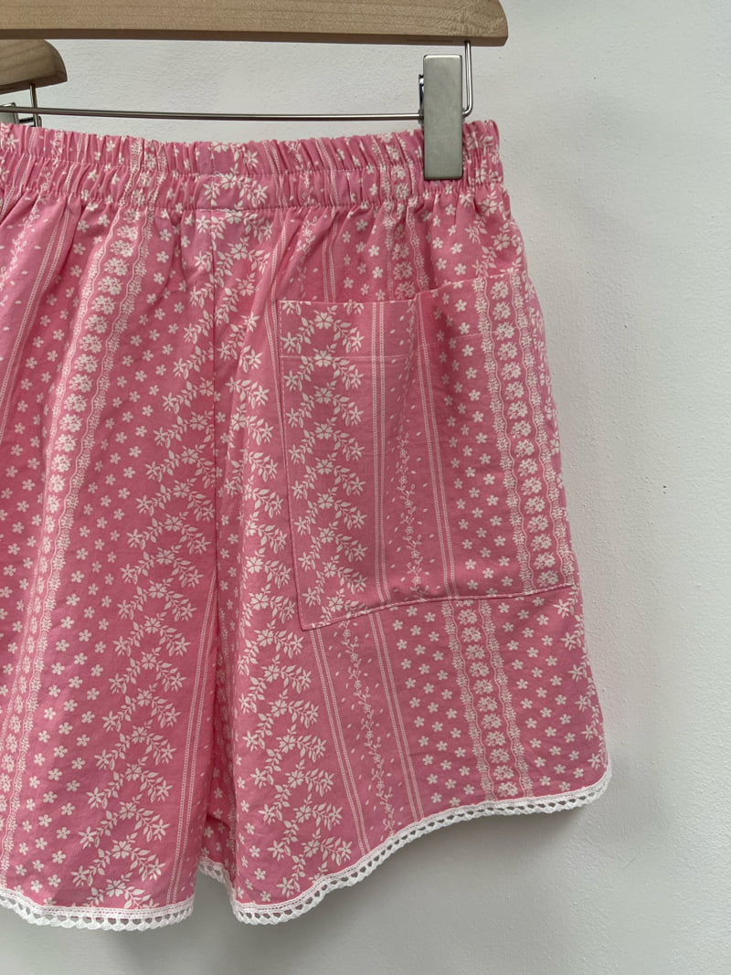 The Fine.b - Korean Women Fashion - #restrostyle - Flower Half Pants - 5