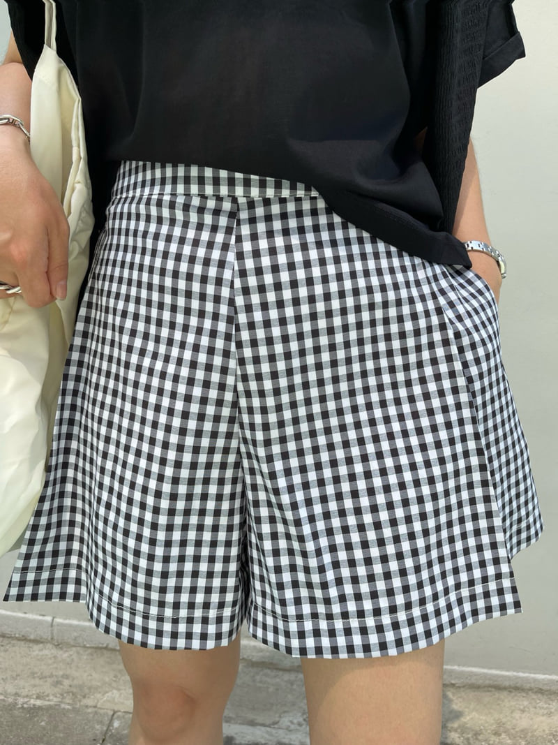 The Fine.b - Korean Women Fashion - #romanticstyle - Gingham Half Pants