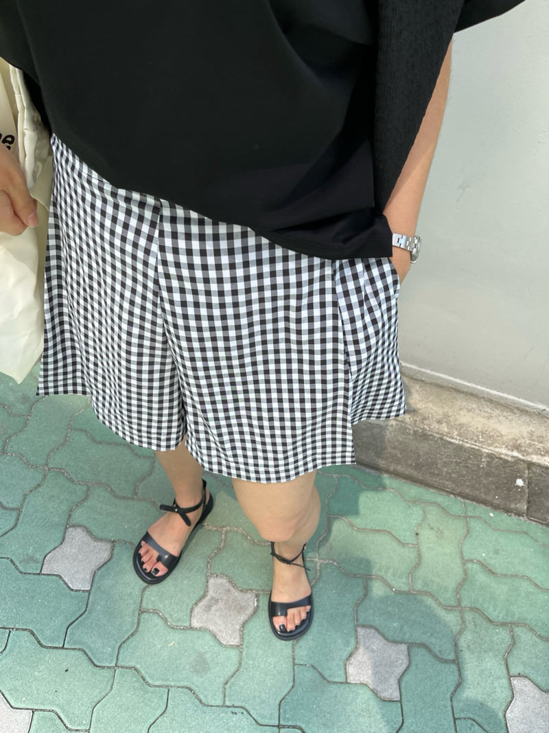 The Fine.b - Korean Women Fashion - #thatsdarling - Gingham Half Pants - 3