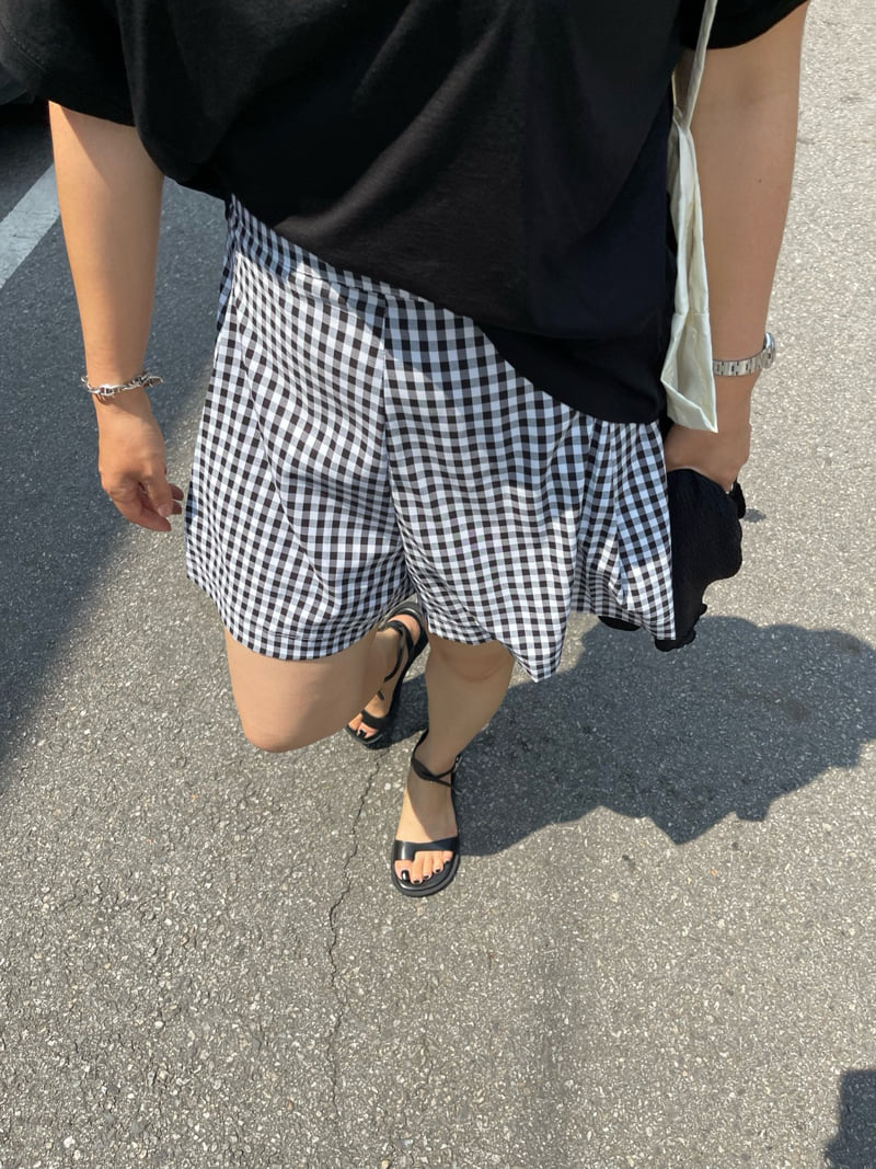 The Fine.b - Korean Women Fashion - #thatsdarling - Gingham Half Pants - 4
