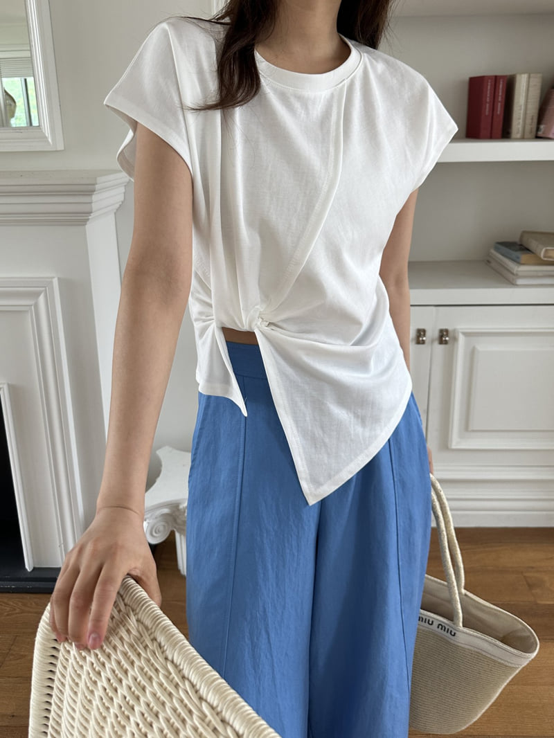 There By - Korean Women Fashion - #momslook - Edited Tee