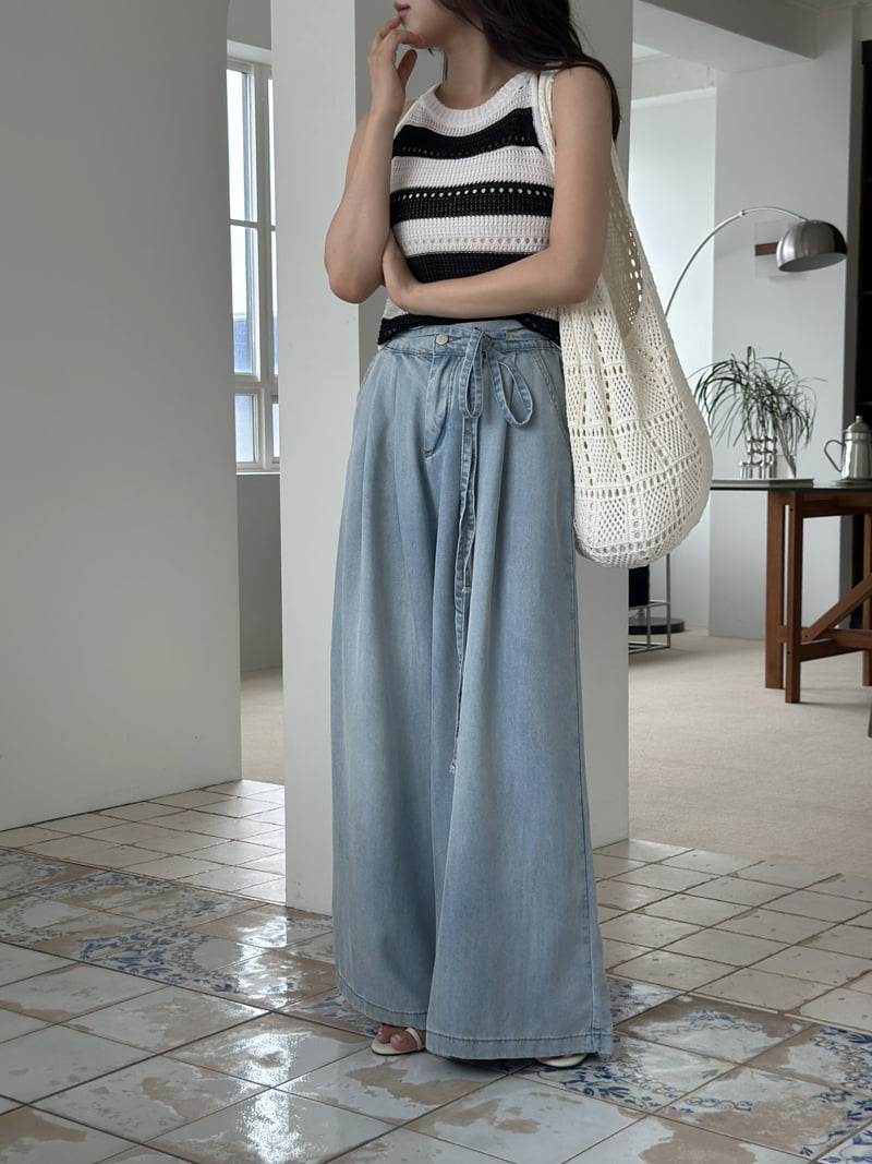 There By - Korean Women Fashion - #vintagekidsstyle - Wide Denim Pants - 4