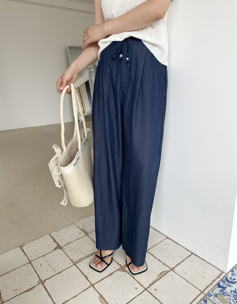 There By - Korean Women Fashion - #restrostyle - Easy Strap Pants - 2
