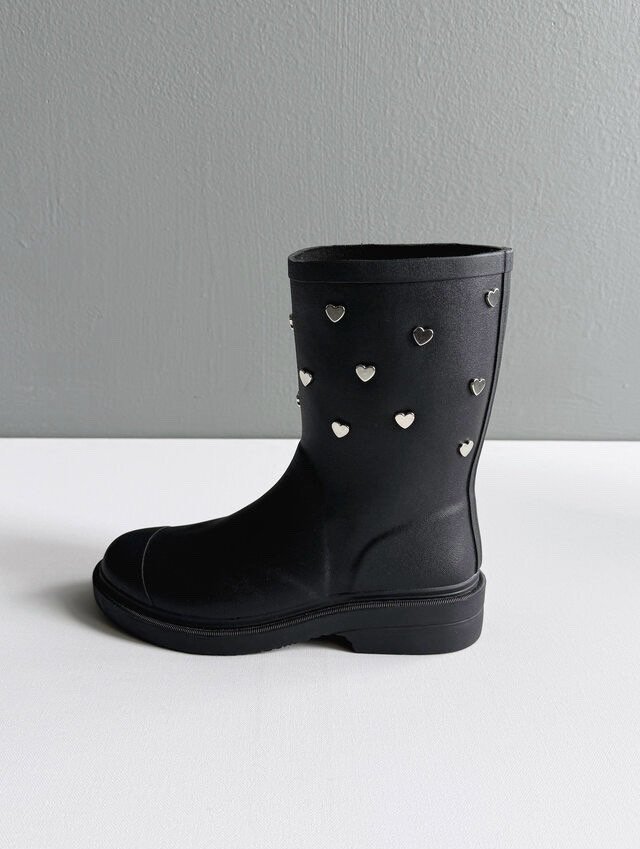 Toll - Korean Women Fashion - #momslook - Heart Stud Rain Boots - 2