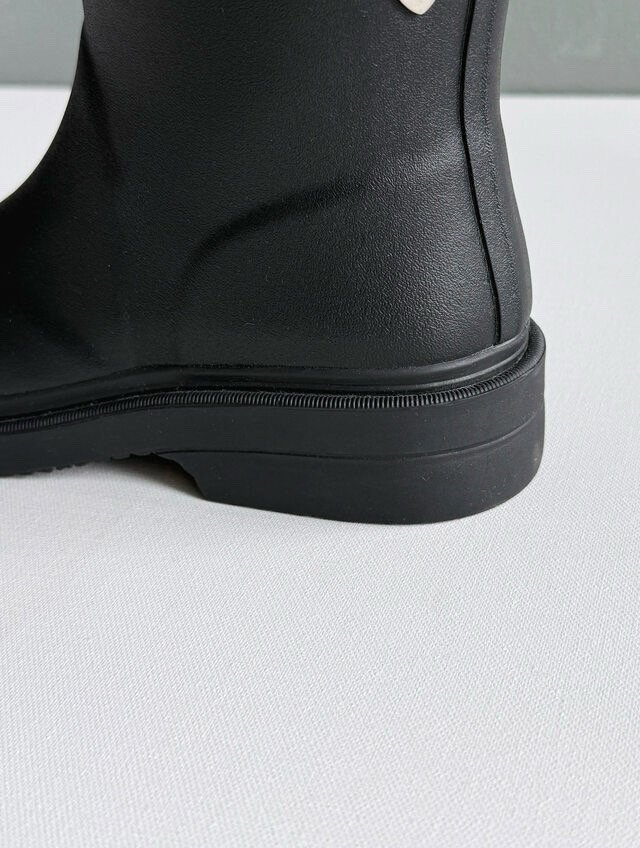 Toll - Korean Women Fashion - #momslook - Heart Stud Rain Boots - 4