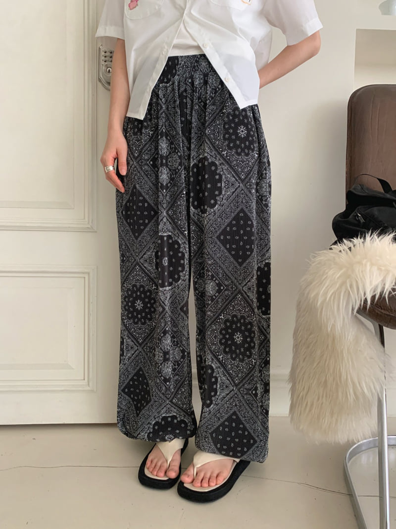 Toll - Korean Women Fashion - #womensfashion - Paisley Pleated Pants - 8