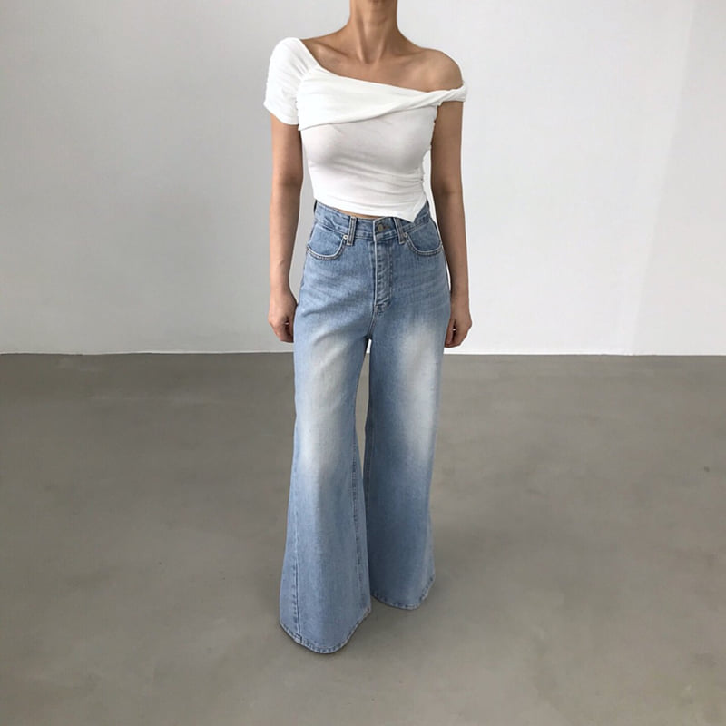 Twomoon - Korean Women Fashion - #vintagekidsstyle - Twister Asymmetrical Top - 8