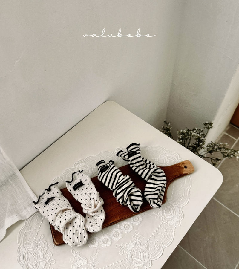 Valu Bebe - Korean Baby Fashion - #babygirlfashion - Collar Roll-Up Socks (Bebe) - 9