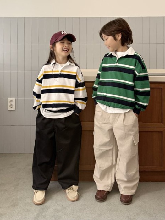 Striped Collar Sweatshirt Striped Collar Sweatshirt