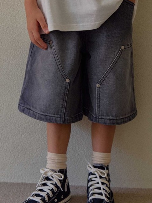 Rivet Bermuda Pants Rivet Bermuda Pants