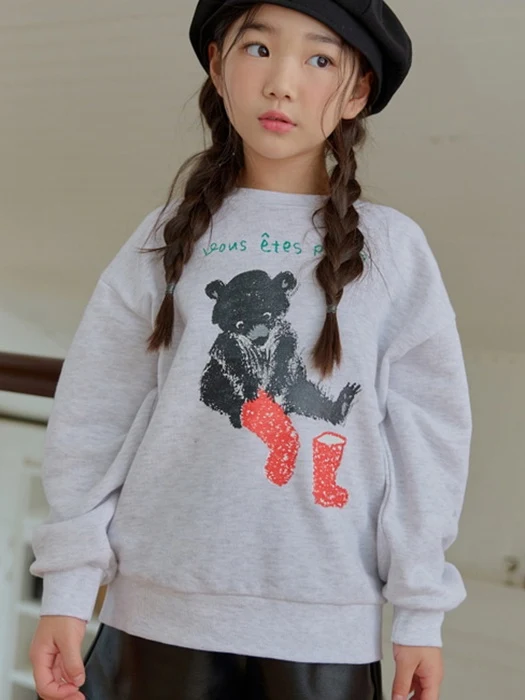 Red Boots Bear Sweatshirt Red Boots Bear Sweatshirt