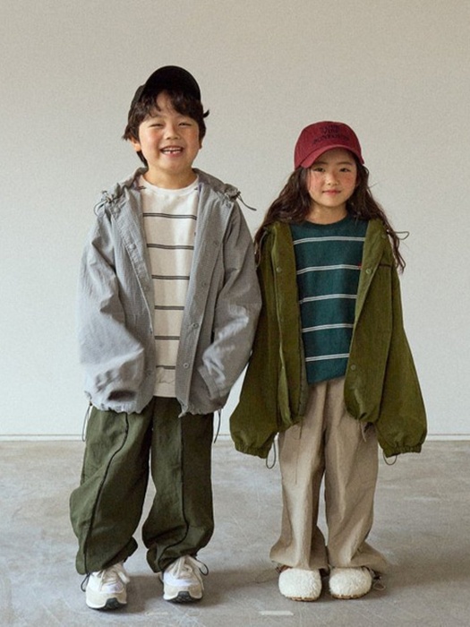 Ribbed Hooded Windbreaker (Kids) Ribbed Hooded Windbreaker (Kids)