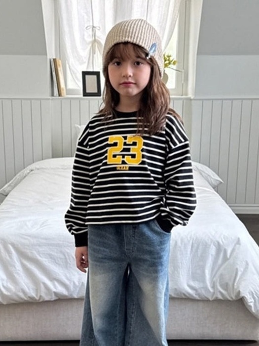 23 Stripe Sweatshirt