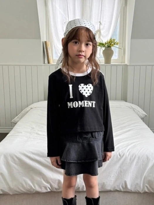 Love Moment Tee