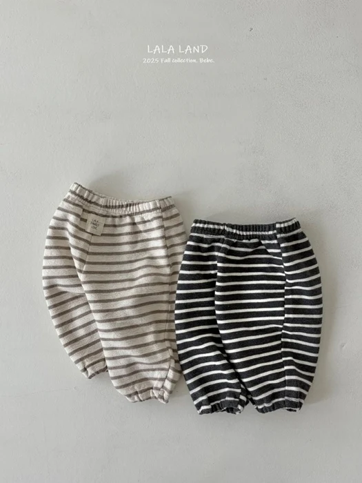 Bebe Jacquard Sausage Pants Bebe Jacquard Sausage Pants