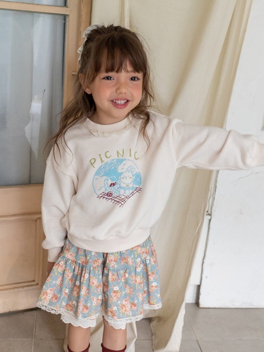 Picnic Sweatshirt Picnic Sweatshirt