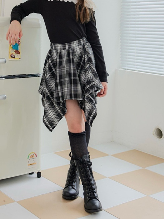 Check Flare Skirt Pants