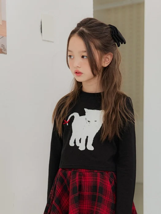 Red Ribbon Cat Crop Tee
