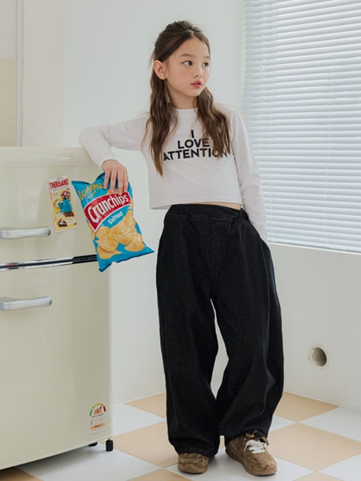 Front Pleat Balloon Denim Pants