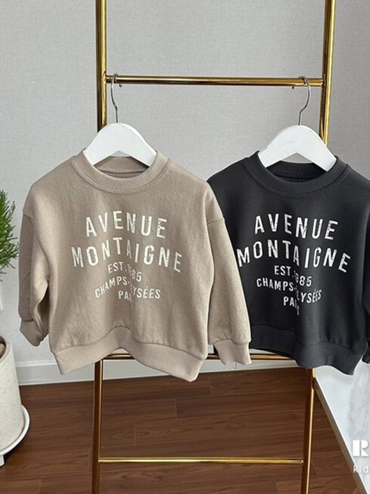 Avenue Sweatshirt