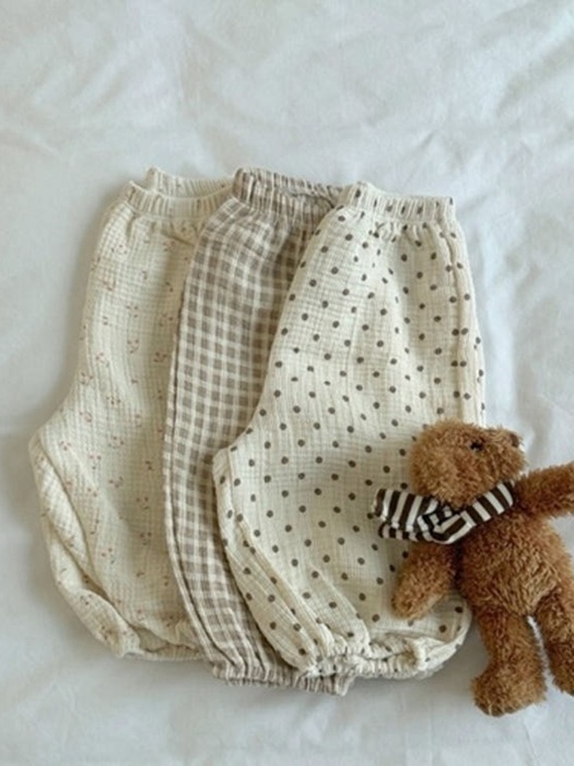 Dot Bloomers Dot Bloomers
