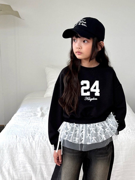 24 Kingdom Crop Sweatshirt 24 Kingdom Crop Sweatshirt