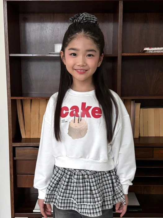 Cake Crop Sweatshirt Cake Crop Sweatshirt