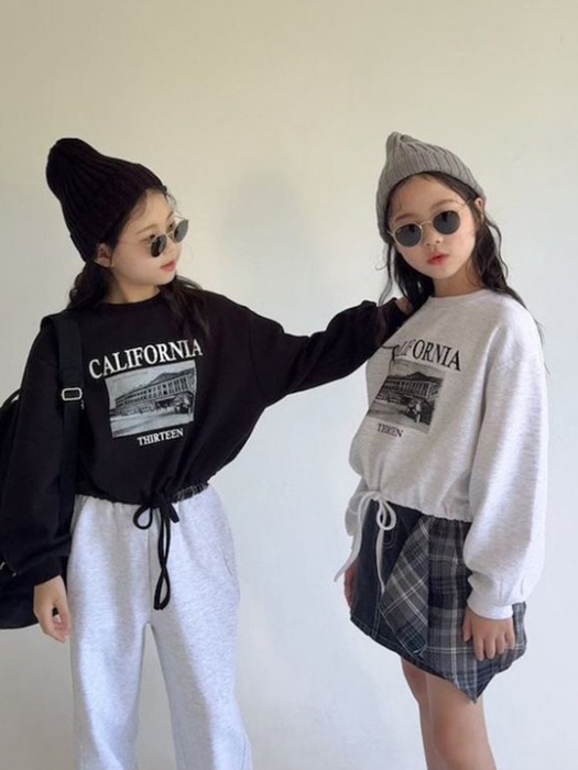 Kelly Strap Sweatshirt Kelly Strap Sweatshirt