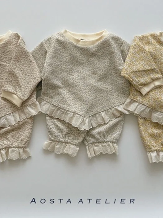 Ribbon Ribbon Sweatshirt