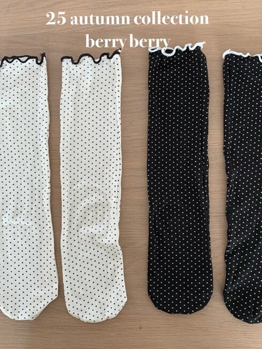 Dot Knee Socks Dot Knee Socks