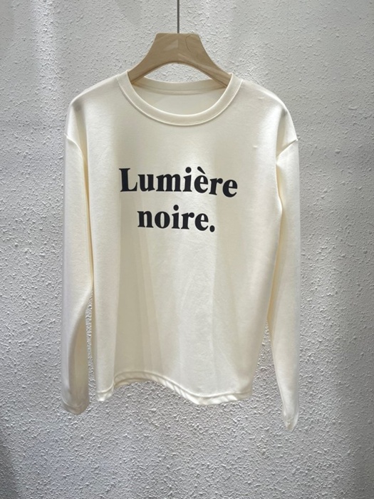 Noire Cushion Tee