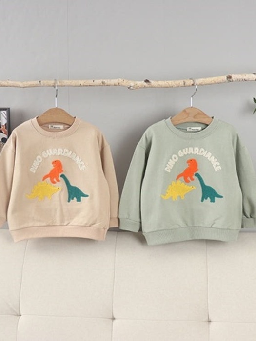 Three Dinosaur Embroidery Sweatshirt Three Dinosaur Embroidery Sweatshirt
