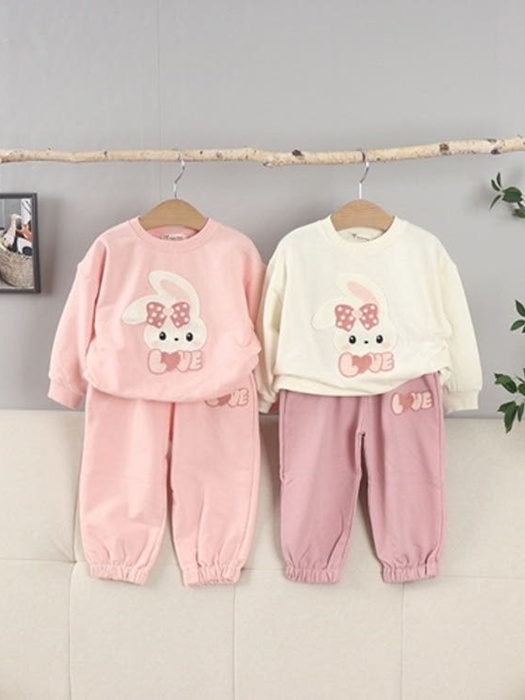 Love Bunny Sweatshirt Love Bunny Sweatshirt