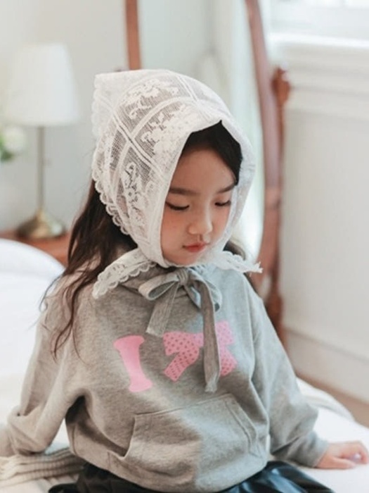 Triangular Knit Scarf Triangular Knit Scarf